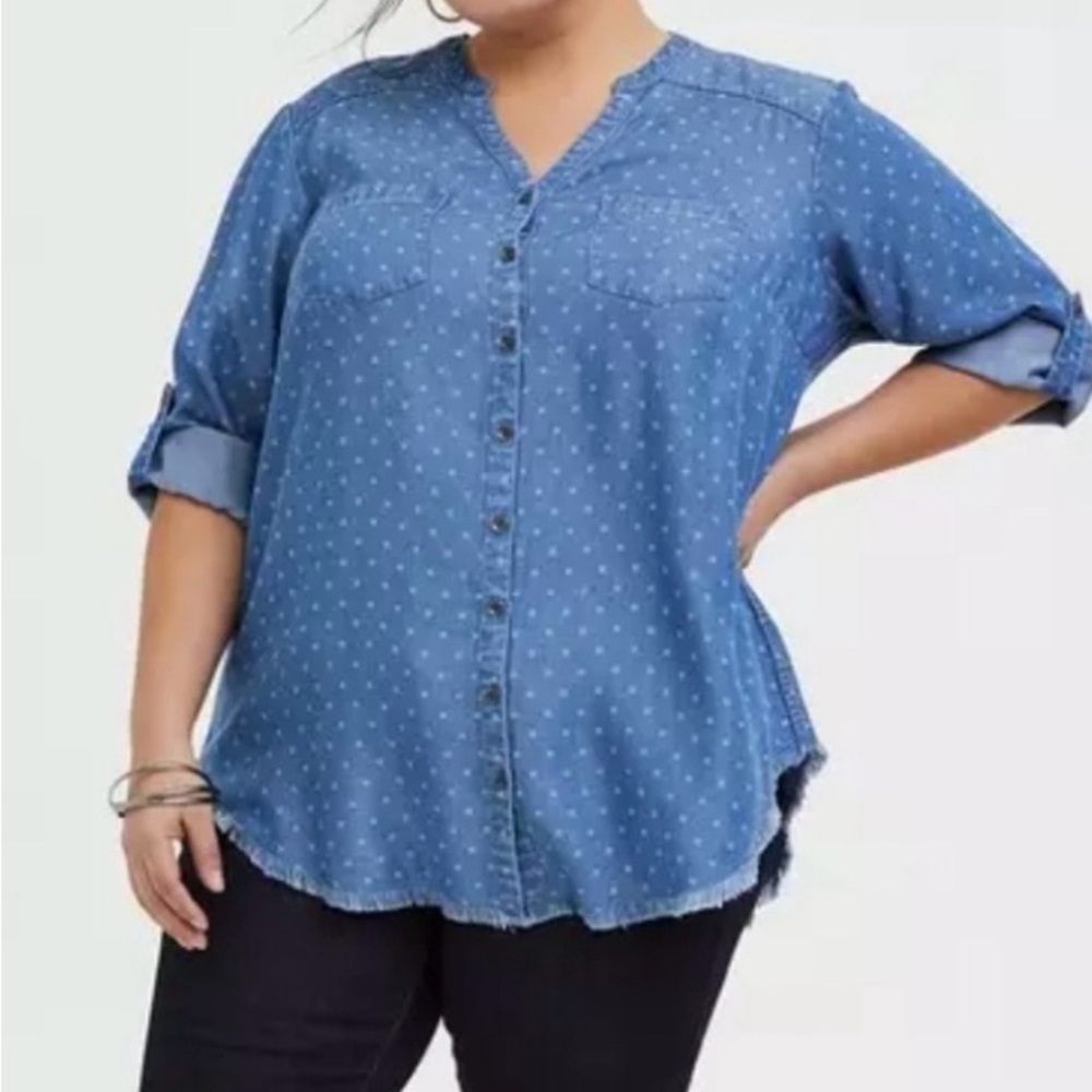 torrid Light Blue Button-Front Shirt